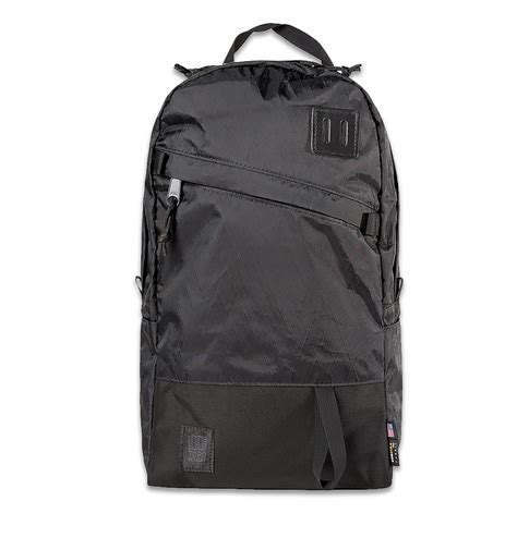 lightweight strongest daypack.